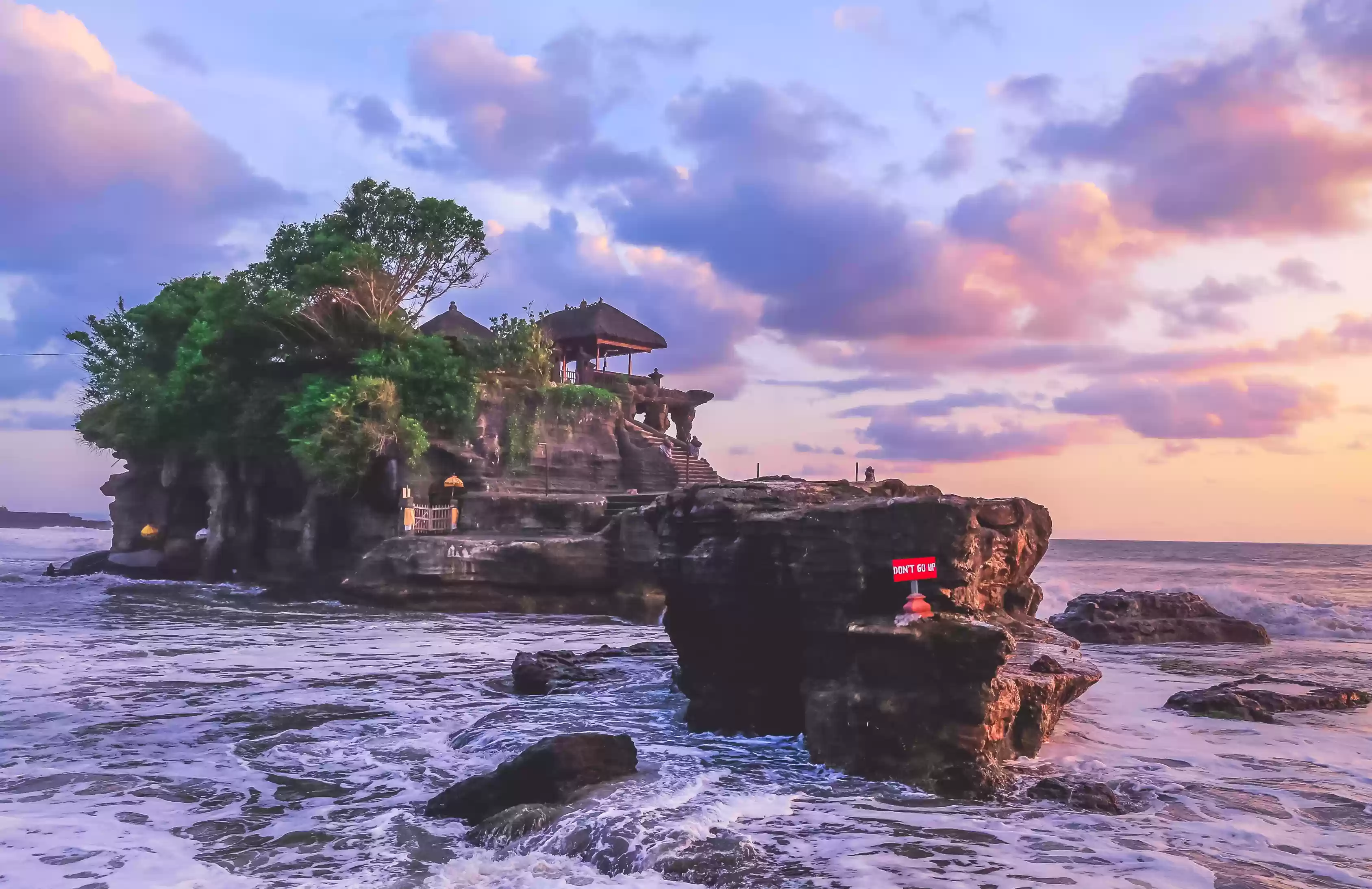 DAY 03: FULL DAY BEDUGUL - TANAH LOT TOUR (B/L/D) 